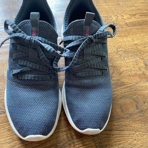 Adidas cloud foam shoes sz 9 1/2 women’s